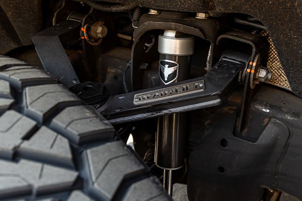 2" Leveling Kit w/Falcon 2.1 shocks 2020-26 Silverado, Sierra 2500HD, 3500HD