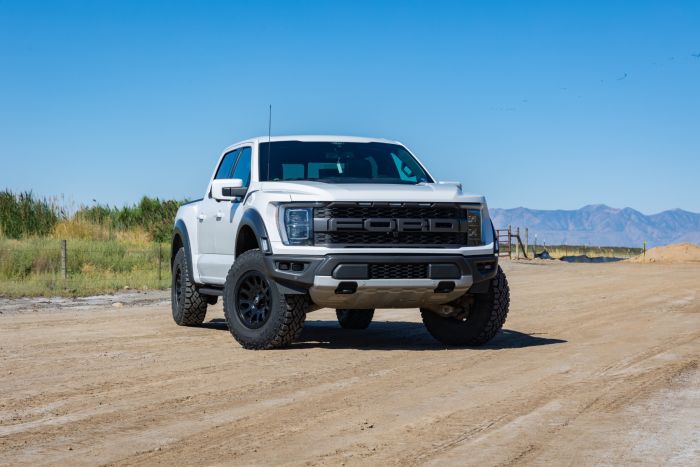 1.5" leveling kit for 2021-26 Ford F150 Raptor by Readylift