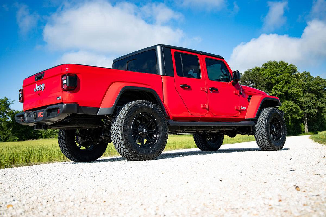 3.5" lift kit for 2024-25 Jeep Gladiator JT, Rubicon by Rough Country