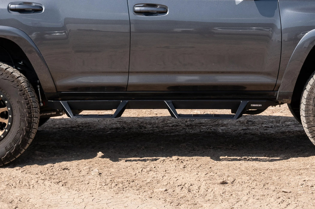 Magnum RT Gen2 Cab Length Steps for 2010-24 Toyota 4Runner