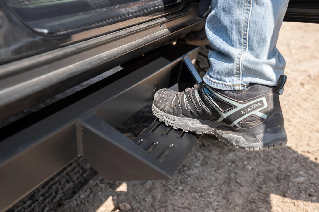 Magnum RT Gen2 Cab Length Steps for 2010-24 Toyota 4Runner