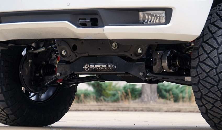 2015-19 4WD Tahoe, Yukon 1500 6.5" knuckle lift kit