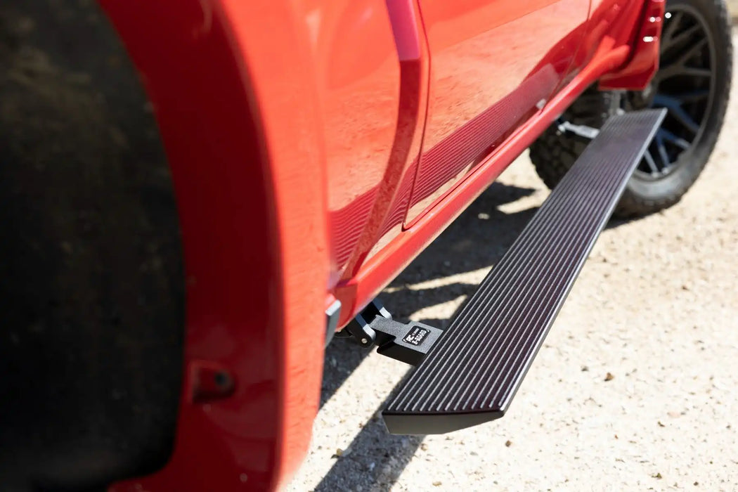 2019-24 2&4WD Silverado, Sierra 1500, 2500HD, 3500HD Power Running Boards