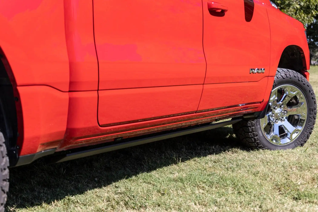2019-25 2&4WD Ram 1500 Crew Cab Power Running Boards