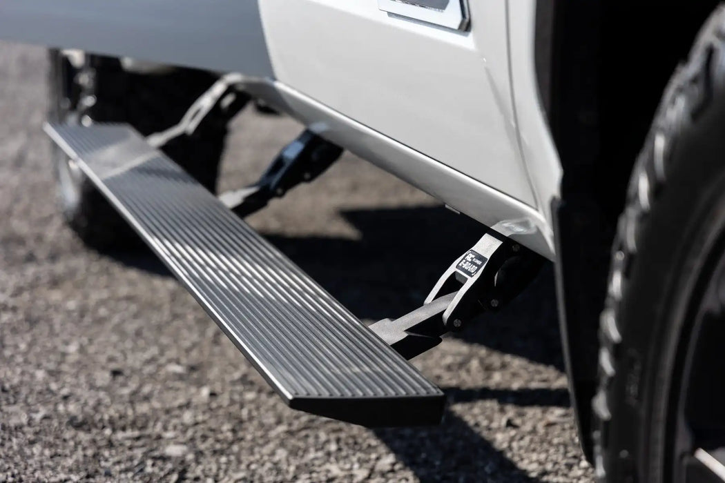 2022-24 2&4WD Toyota Tundra Power Running Boards