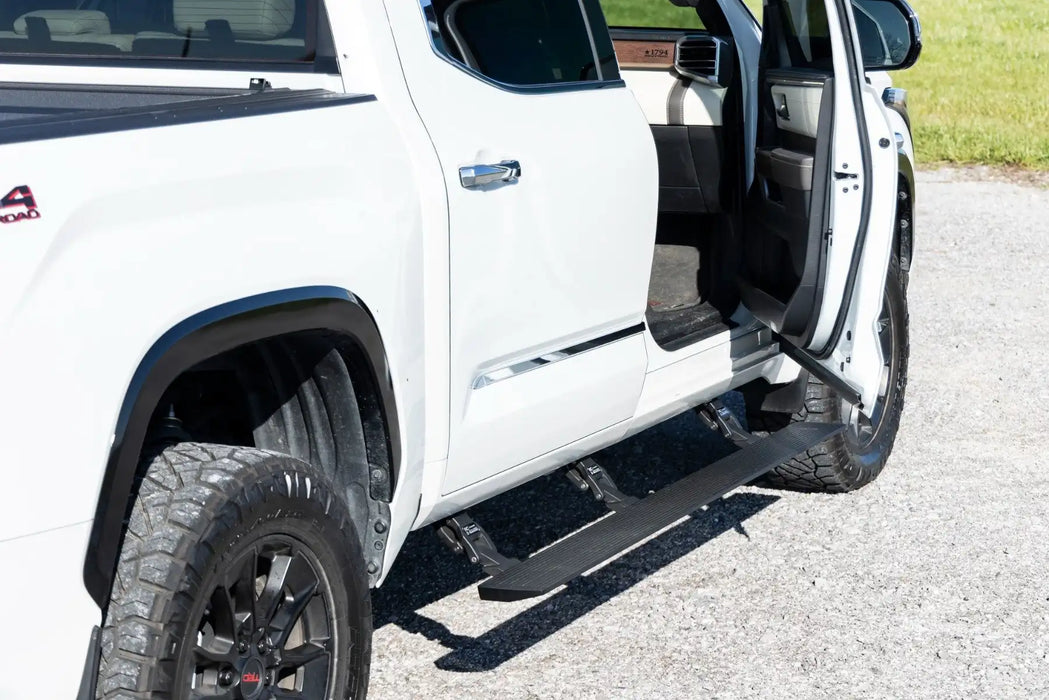 2022-24 2&4WD Toyota Tundra Power Running Boards