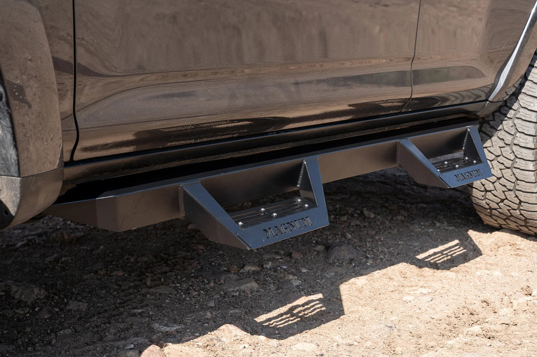 Magnum RT Cab Length Steps for 2010-24 Toyota 4Runner