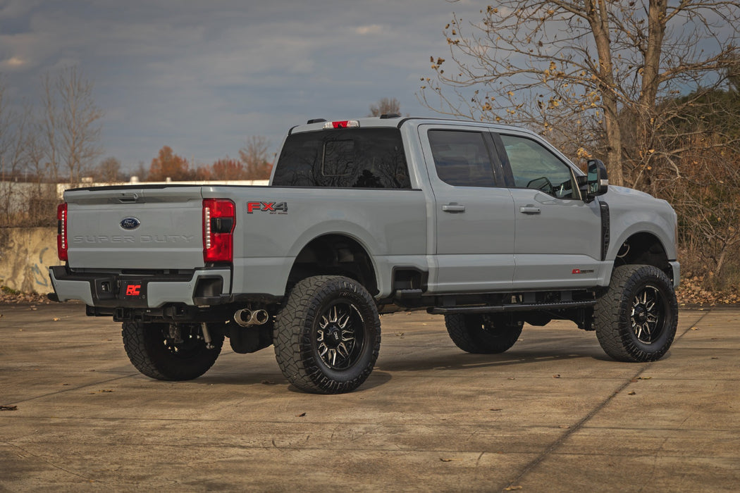 4.5" lift kit for 2023-26 Ford F250, F350 Super Duty by Rough Country