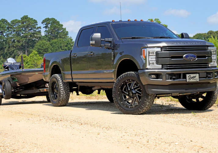 4" 4 Link lift kit for 2023-25 Ford F250, F350 Super Duty Diesel by Superlift