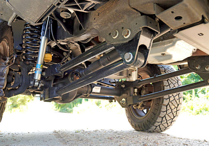 4" 4 Link lift kit for 2023-25 Ford F250, F350 Super Duty Diesel by Superlift