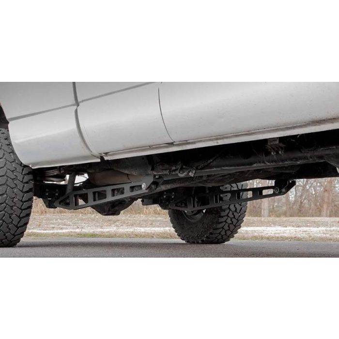 Rough Country Dodge Ram 2500 3.5” rear axle traction bars 2003