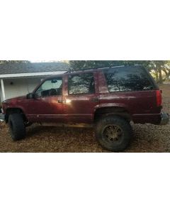 1997 Chevy Tahoe with Zone Offroad 3" body lift, torsion keys
