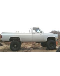1984 GM 3/4T pickup with 6" Rough Country lift kit 