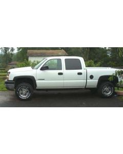 2005 Chevy Silverado 2500HD with leveling kit